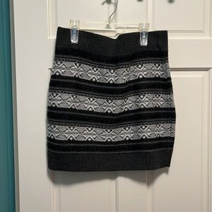 Mossimo Supply Co. Black and Gray Patterned Mini Skirt